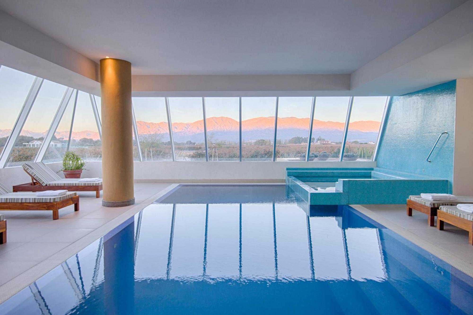 Hotel Grace Cafayate Exteriér fotografie The pool at the Westin