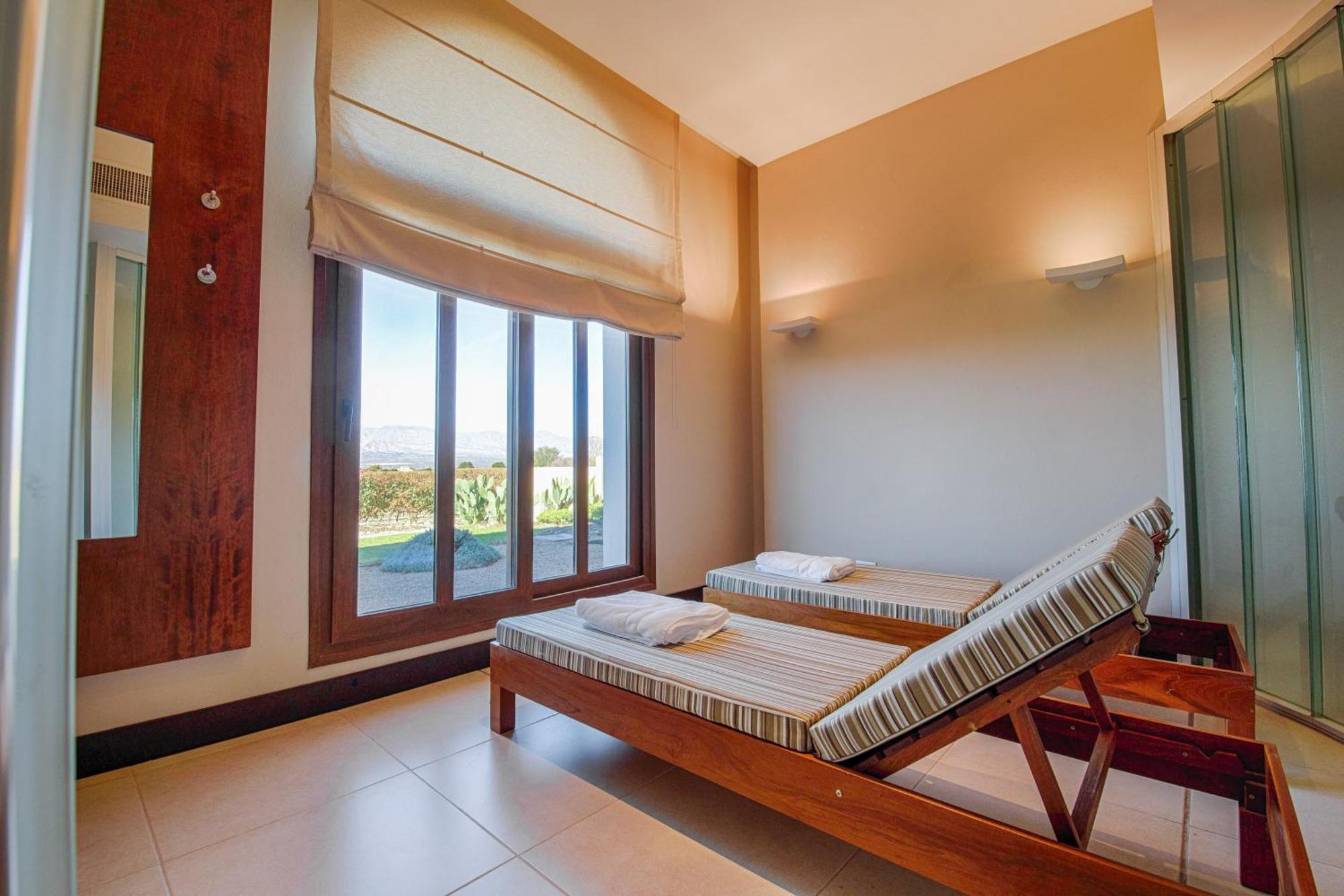 Hotel Grace Cafayate Exteriér fotografie A room at the spa