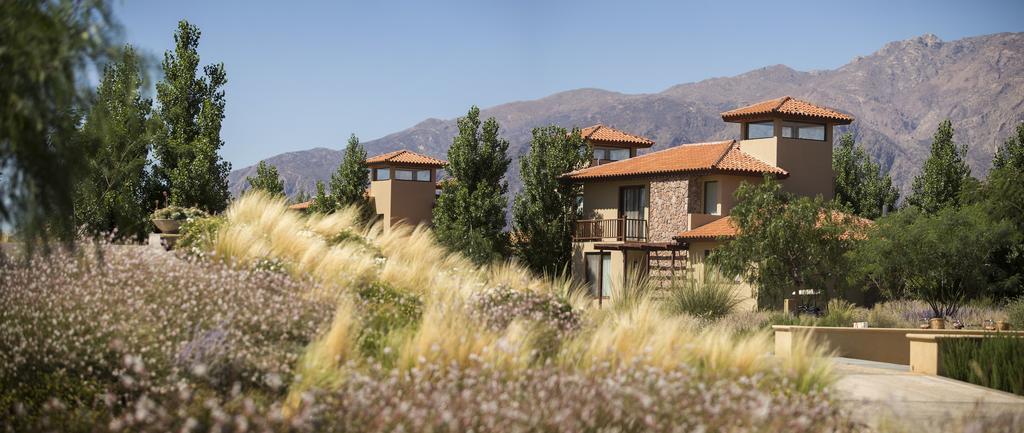 Hotel Grace Cafayate Exteriér fotografie The Village at Stone Canyon